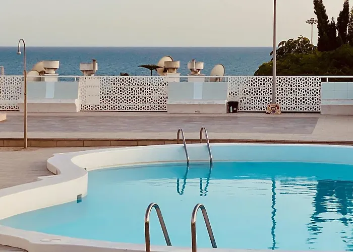 Comfortable Flat Close To The *